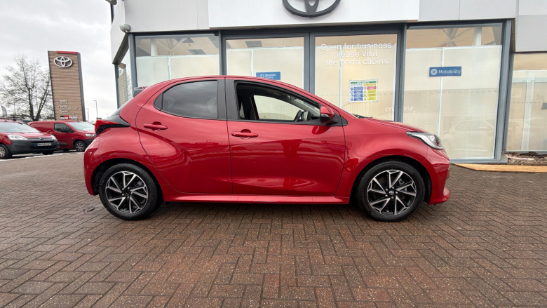 Toyota Yaris 1.5 Hybrid Design 5dr CVT Hybrid Hatchback